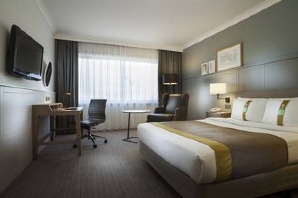 HOLIDAY INN HEATHROW M4 JCT 4 BY IH 7