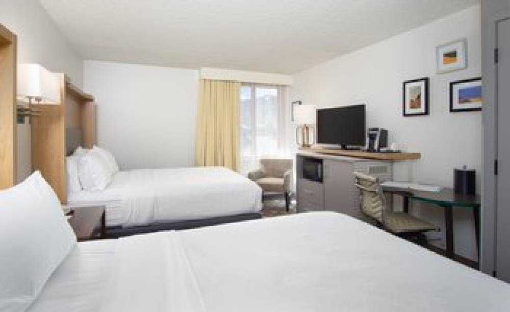 HOLIDAY INN 5