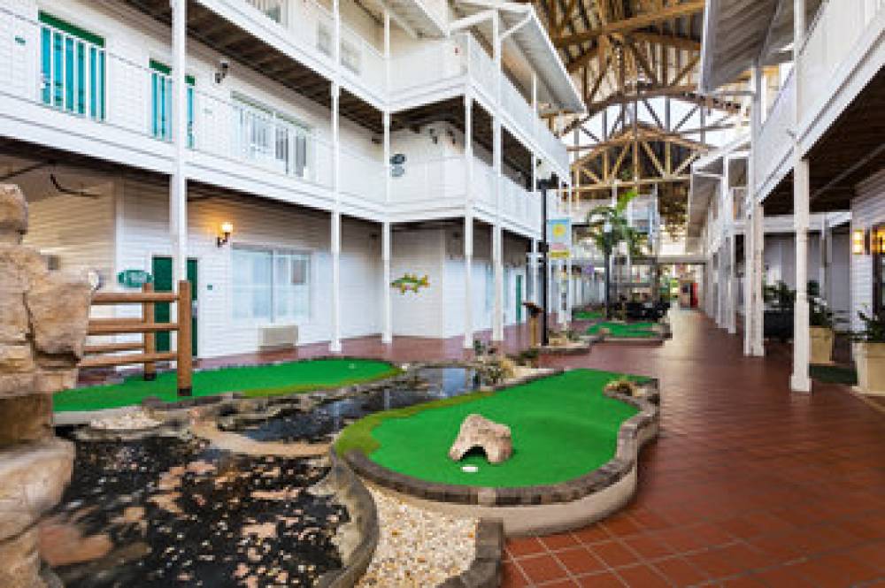 HOLIDAY INN HOTEL AND SUITES 2