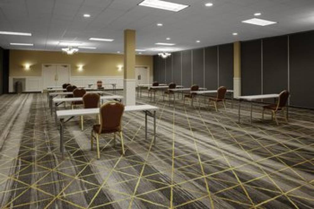 HOLIDAY INN HOTEL STES PEABODY BY I 4
