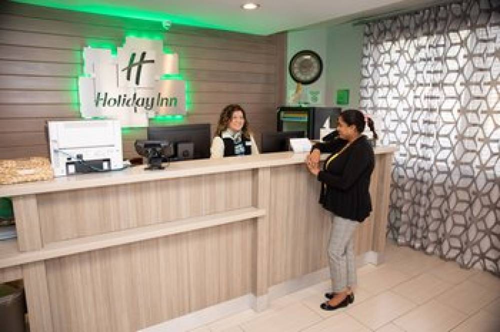 HOLIDAY INN HOBBY AIRPORT 5