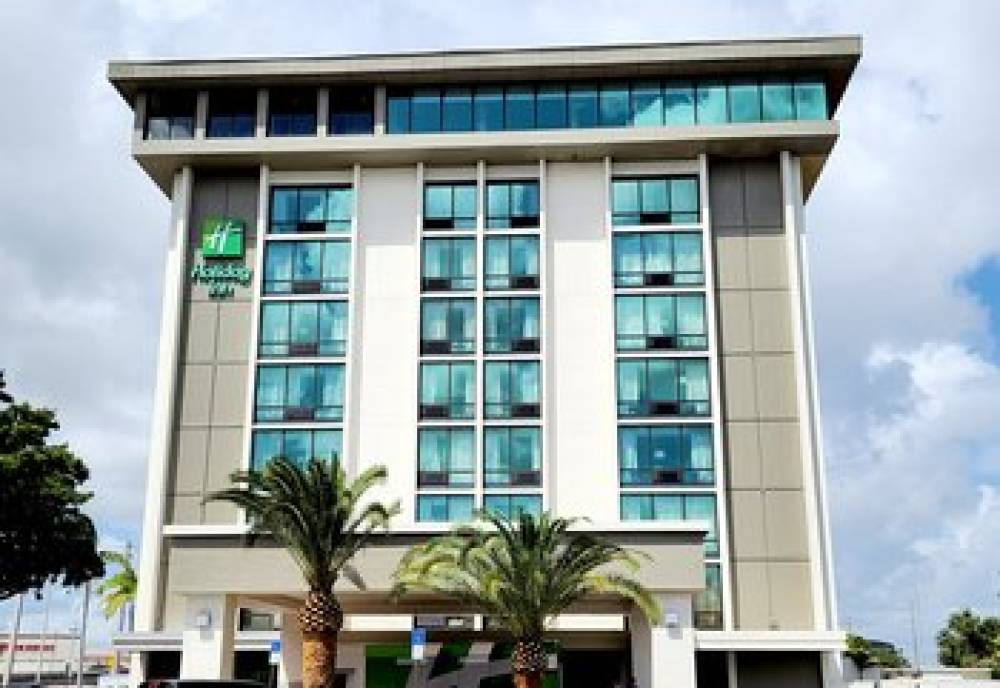 HOLIDAY INN - INTL AIRPORT N BY IHG 1