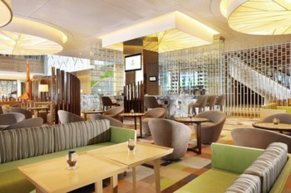 HOLIDAY INN JAKARTA KEMAYORAN 6