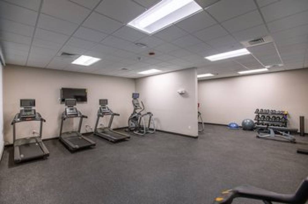 HOLIDAY INN KANSAS CITY NE 9