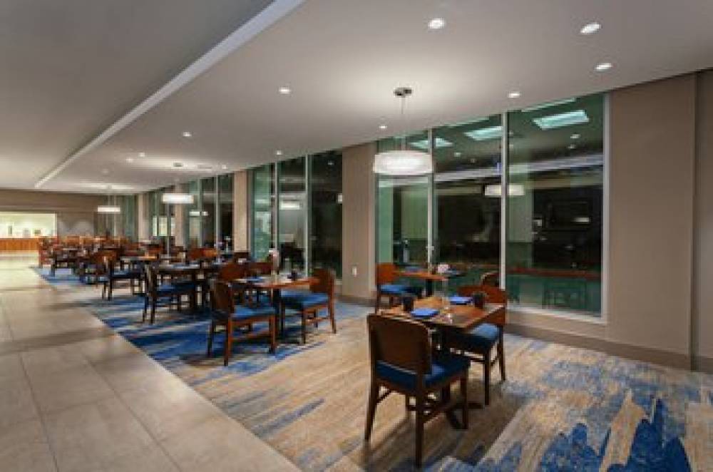 HOLIDAY INN LAX AIRPORT BY IHG 2