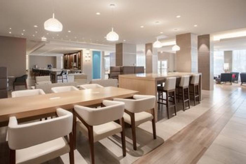 HOLIDAY INN LAX AIRPORT BY IHG 7