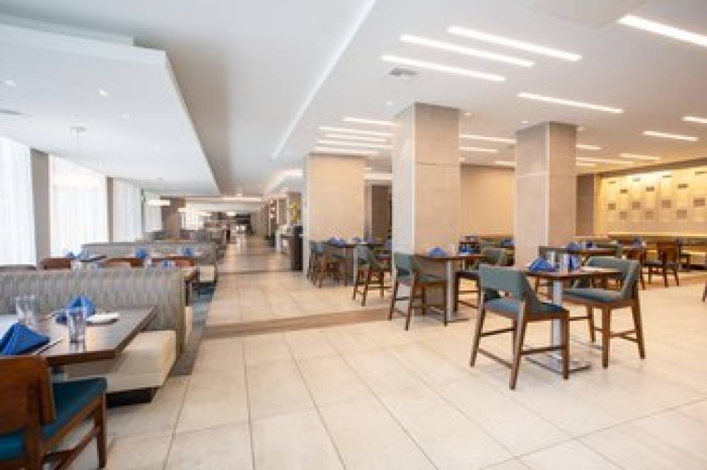 HOLIDAY INN LAX AIRPORT BY IHG 3