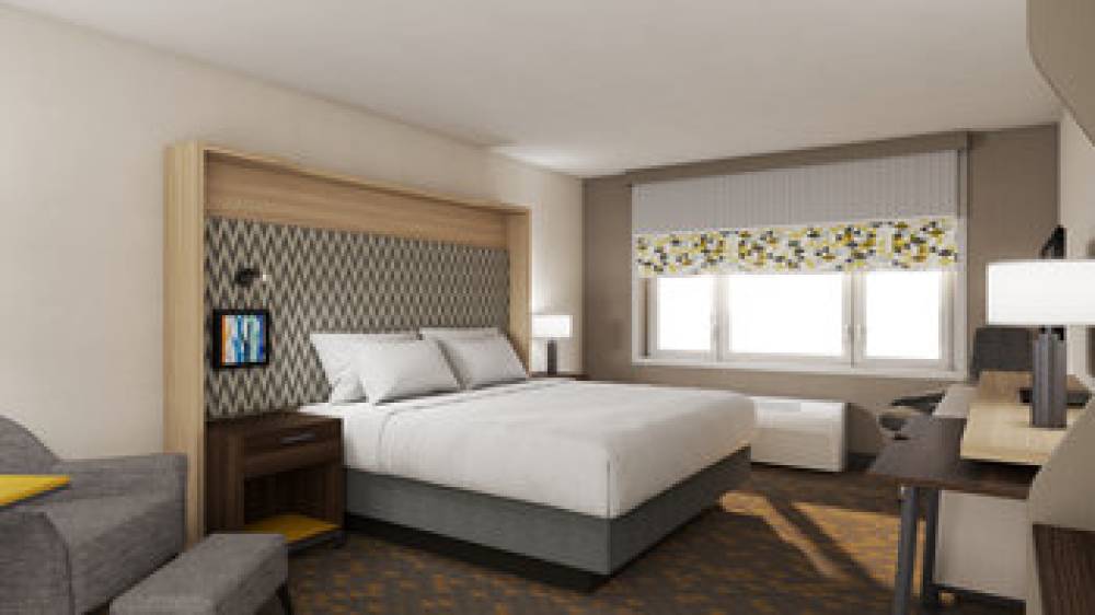 HOLIDAY INN MALL AREA MDW S 5