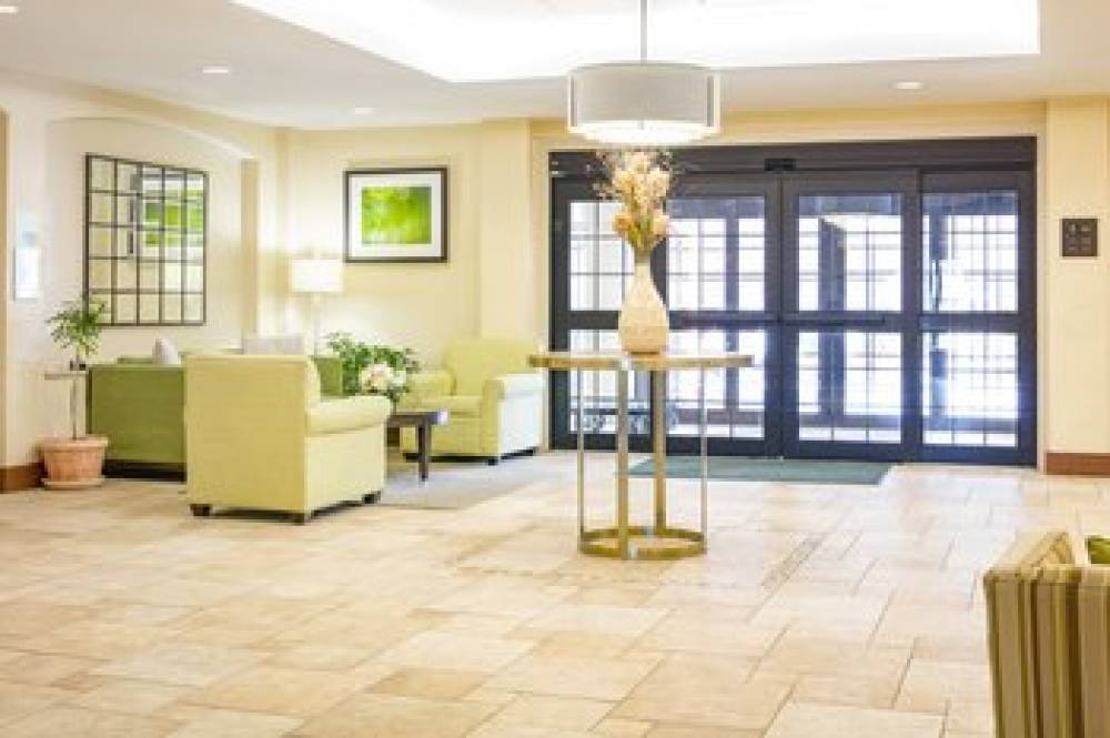 Holiday Inn Airport