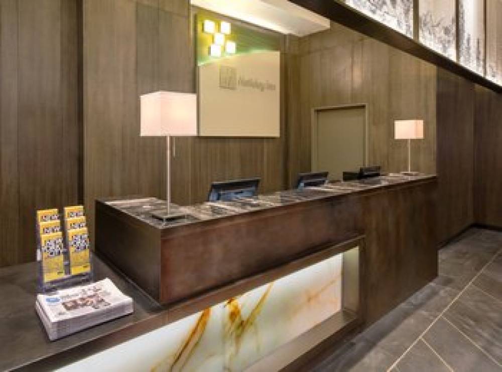 HOLIDAY INN MANHATTAN - FD 4