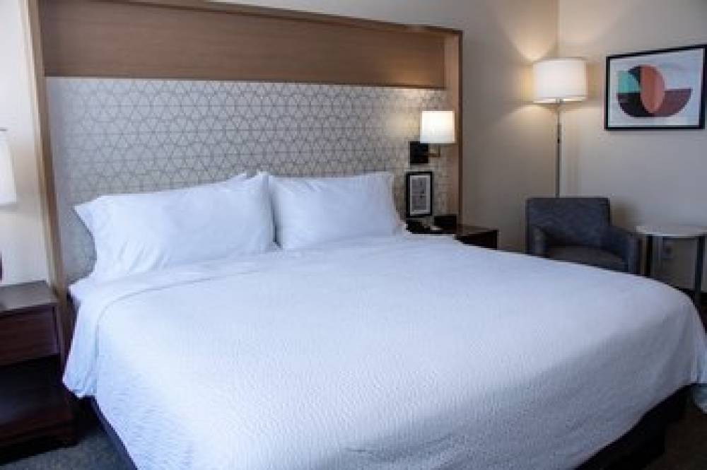 HOLIDAY INN METAIRIE 6