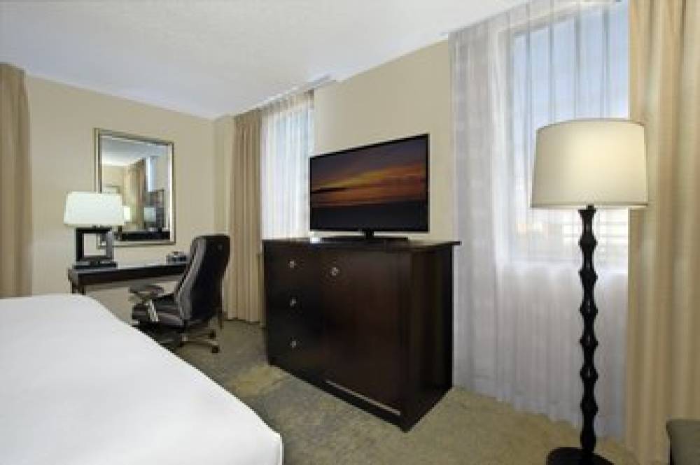 HOLIDAY INN METAIRIE 10