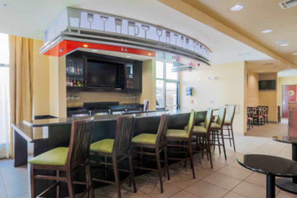 Holiday Inn MOBILE - AIRPORT 6