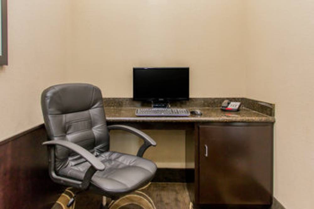 Holiday Inn MOBILE - AIRPORT 10