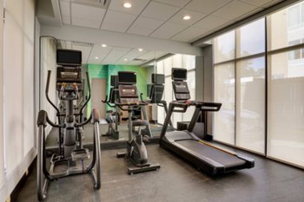 HOLIDAY INN MOBILE AIRPORT S BY IHG 7