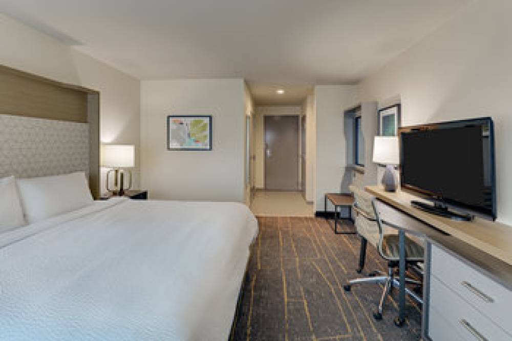 HOLIDAY INN MOBILE AIRPORT S BY IHG 3