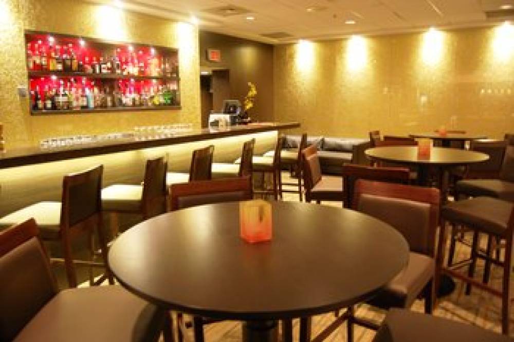 Holiday Inn MONTREAL CENTREVILLE DOWNTOWN 8