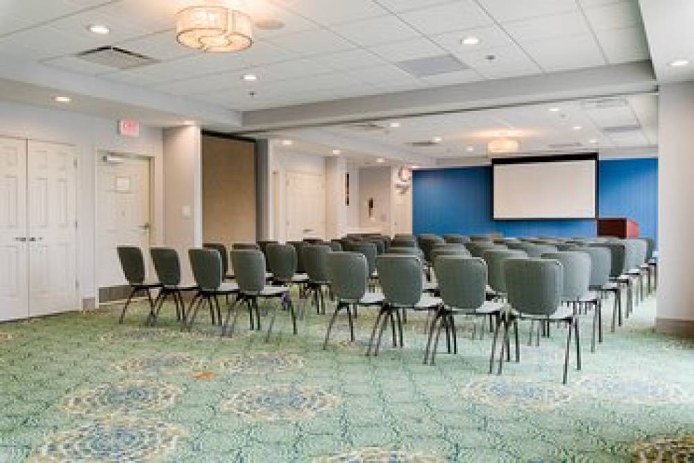 HOLIDAY INN NORTH BY IHG 8