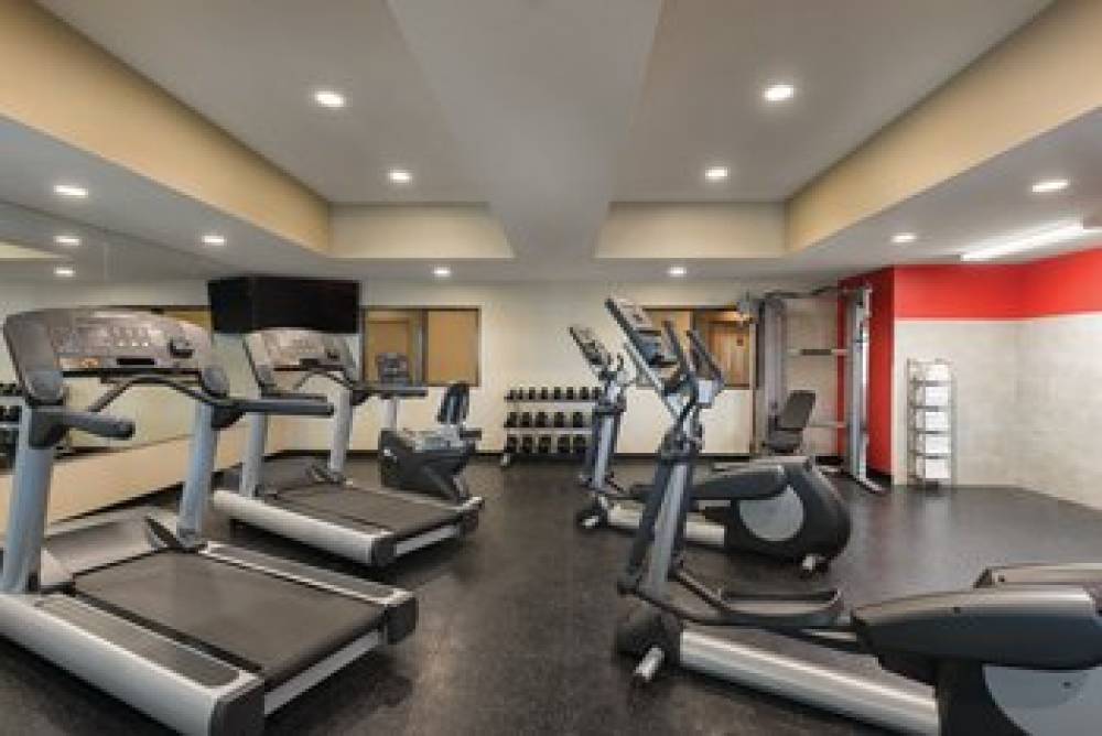 HOLIDAY INN NW SCHAUMBURG 3