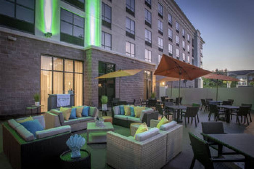Holiday Inn PENSACOLA - UNIVERSITY AREA 7