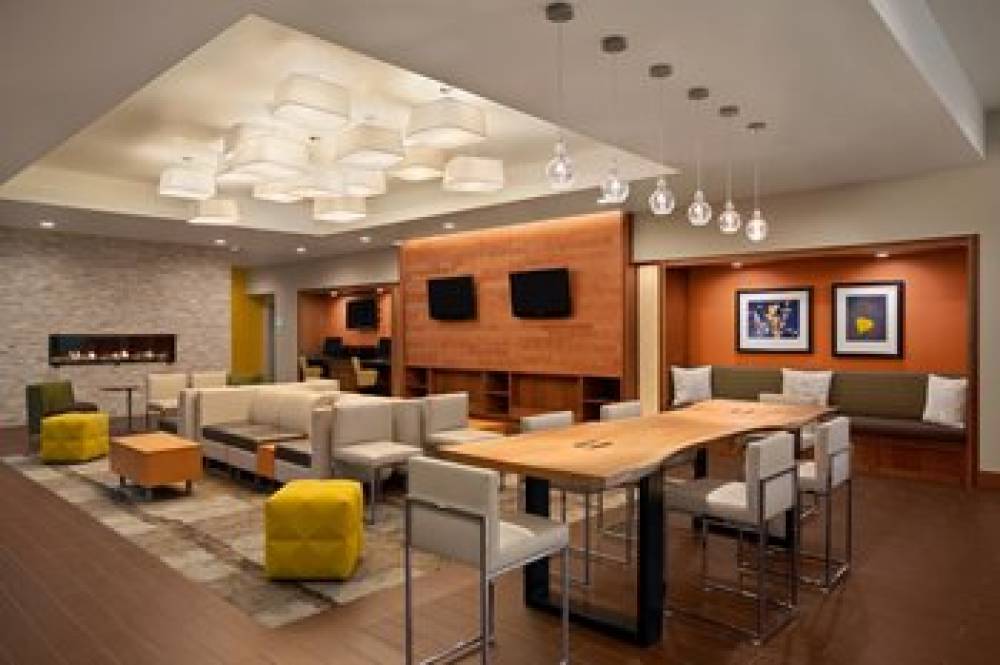 HOLIDAY INN AIRPORT BY IHG 2