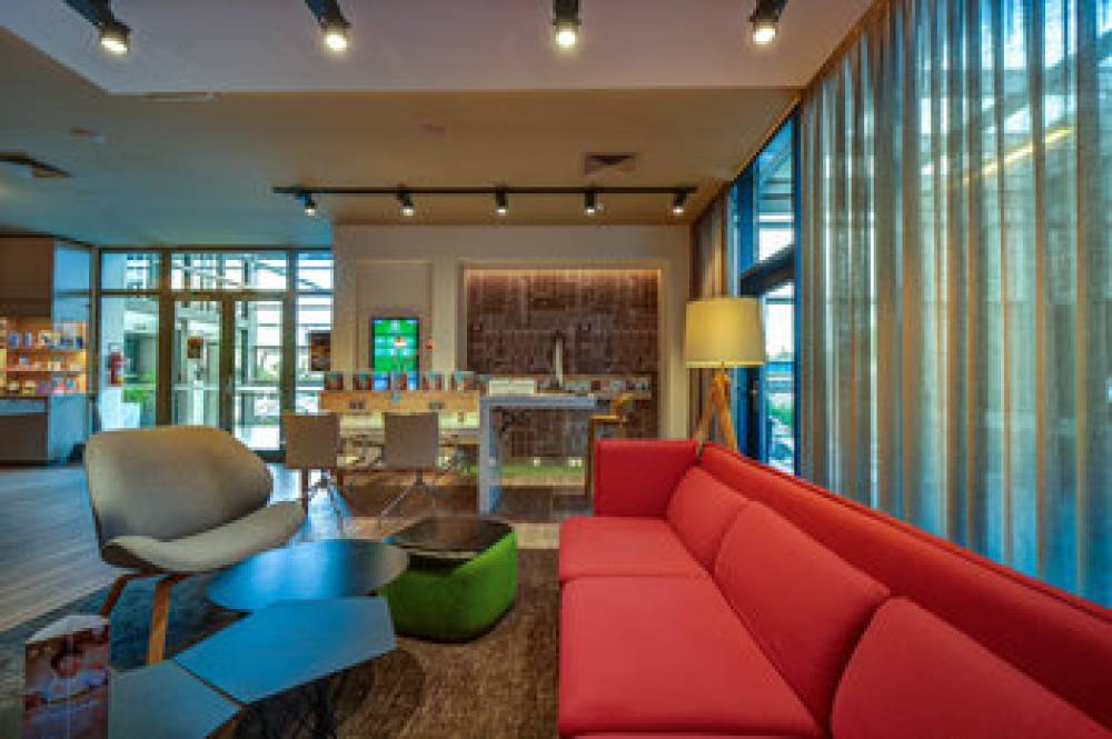 Holiday Inn Prague Airport