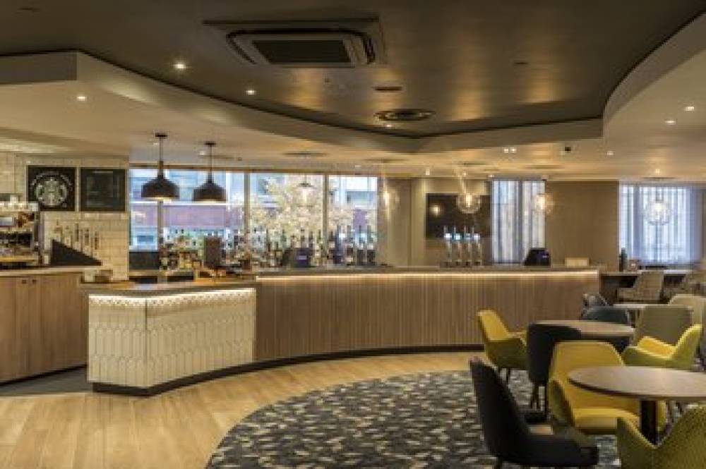 HOLIDAY INN REGENTS PARK BY IHG 10