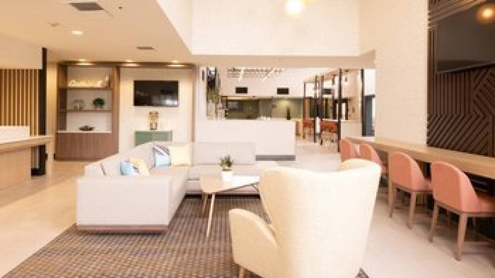 Holiday Inn SANTA ANA-ORANGE CO. ARPT 5
