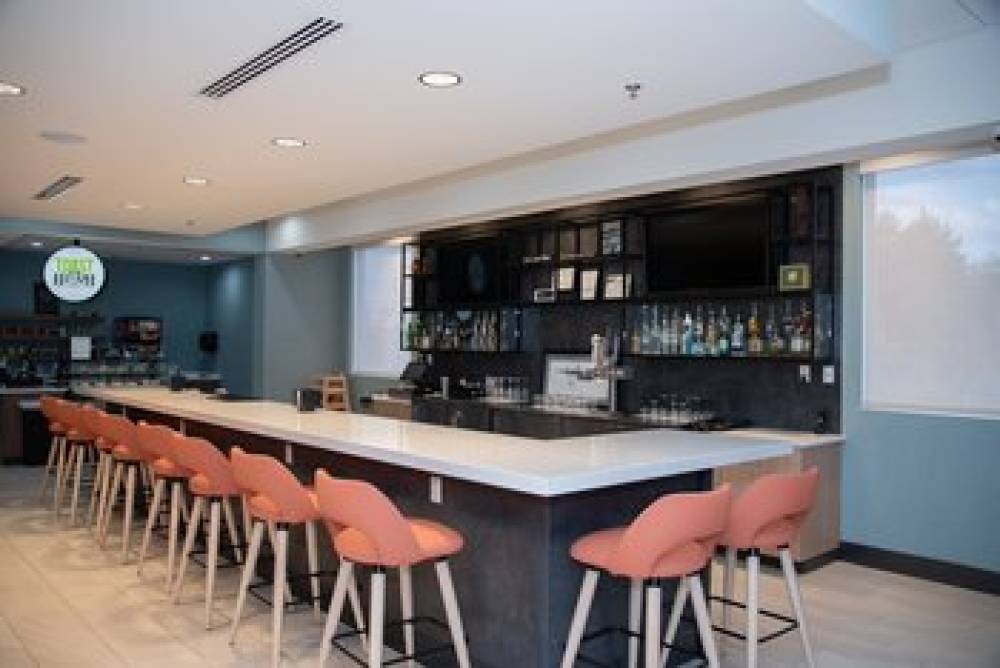 HOLIDAY INN STES W-FORT BRAGG AREA 10