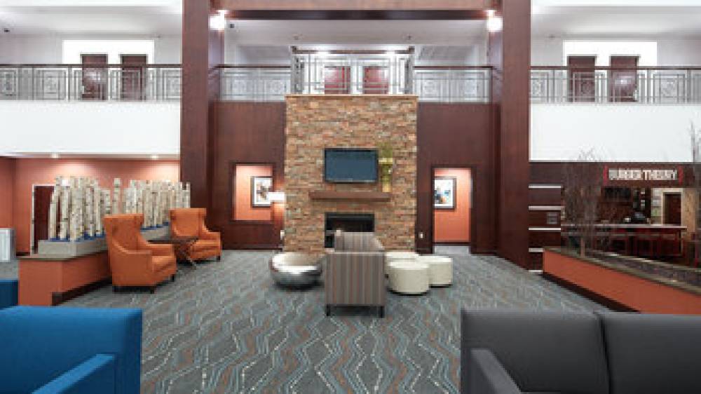 HOLIDAY INN STOCKBRIDGE 8