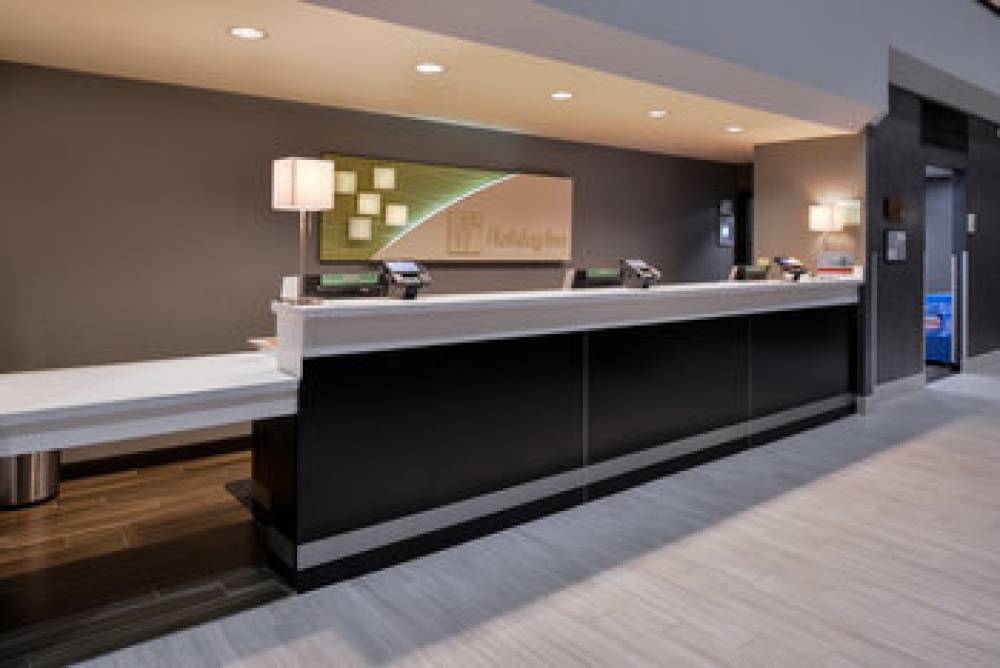 Holiday Inn & Suites BEAUMONT-PLAZA (I-10 & WALDEN) 8