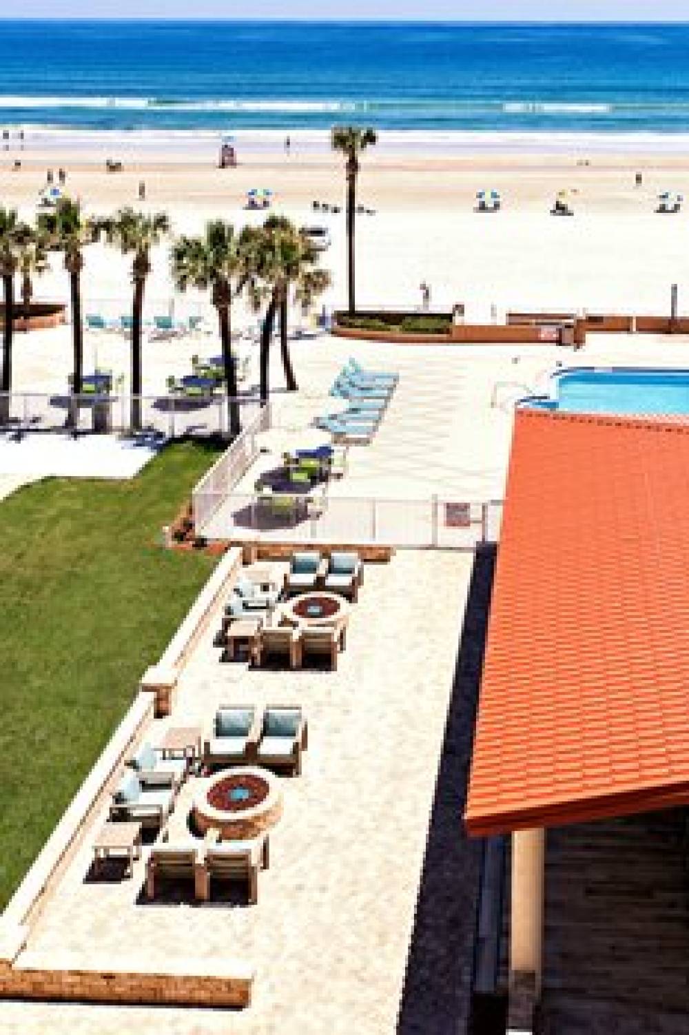 Holiday Inn & Suites DAYTONA BEACH ON THE OCEAN 9