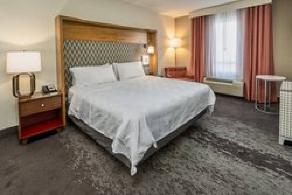 Holiday Inn & Suites MEMPHIS -  WOLFCHASE GALLERIA 10
