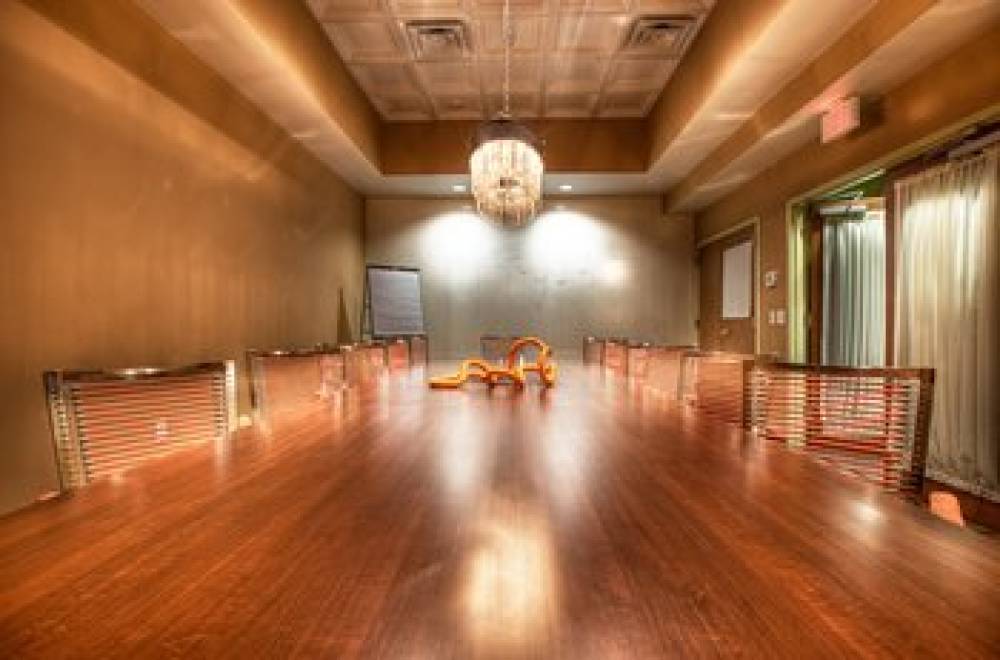 Holiday Inn & Suites OCALA CONFERENCE CENTER 4