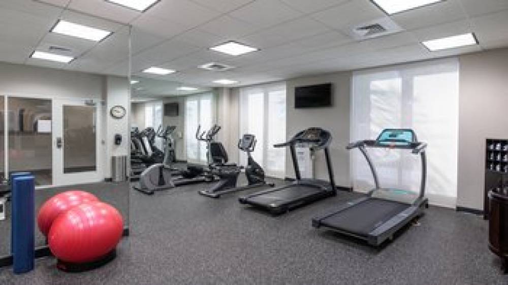 Holiday Inn & Suites ORANGE PARK - WELLS RD. 8