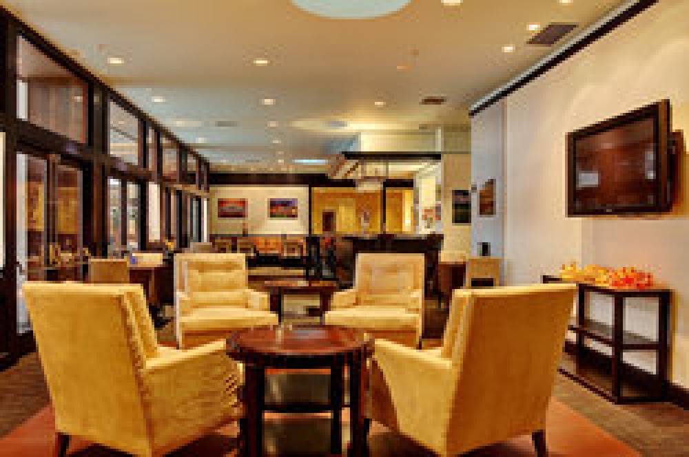 Holiday Inn & Suites PITTSFIELD-BERKSHIRES 7