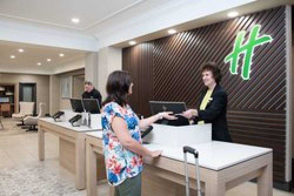 Holiday Inn & Suites PITTSFIELD-BERKSHIRES 10