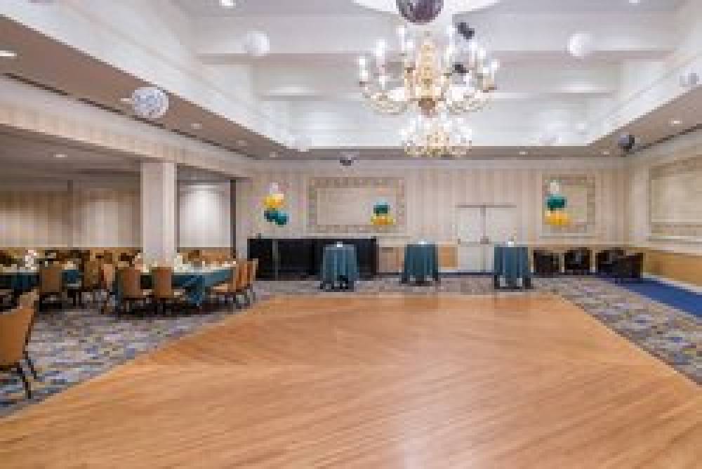 Holiday Inn & Suites PITTSFIELD-BERKSHIRES 3