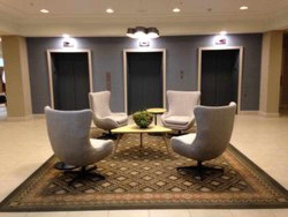 Holiday Inn & Suites PITTSFIELD-BERKSHIRES 5