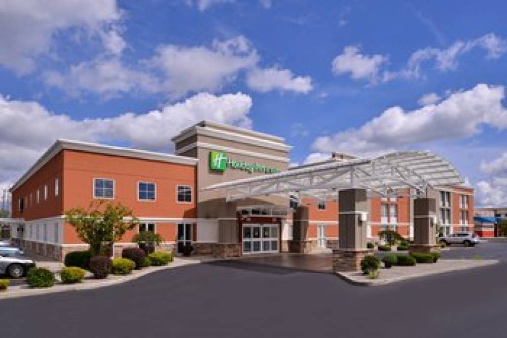 Holiday Inn & Suites Rochester Marketplace