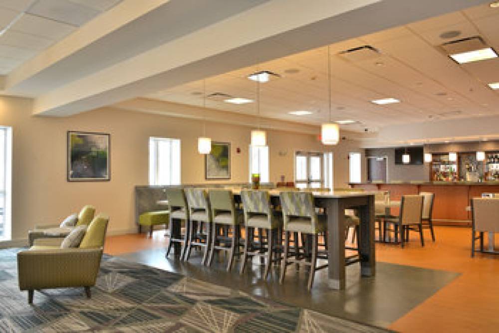 Holiday Inn & Suites ROCHESTER - MARKETPLACE 6