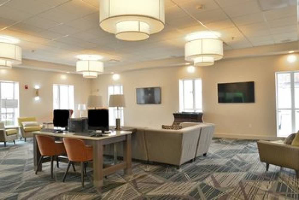 Holiday Inn & Suites ROCHESTER - MARKETPLACE 7