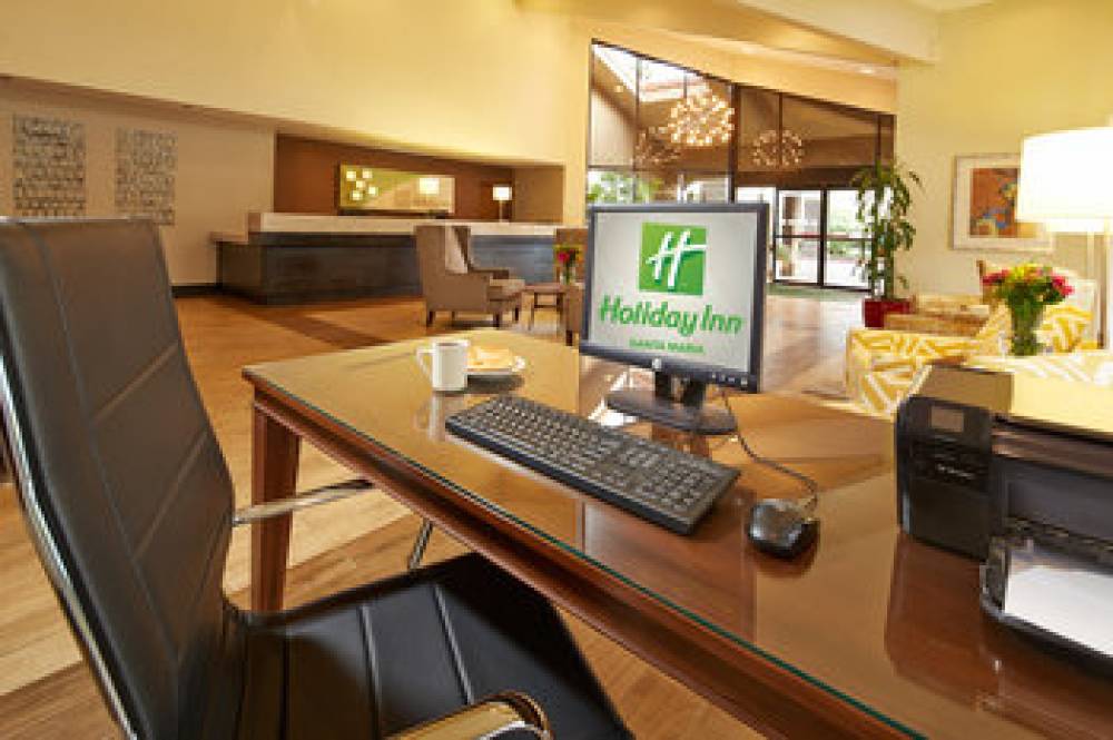 Holiday Inn & Suites SANTA MARIA 2