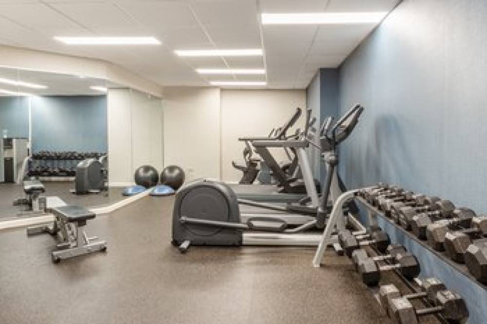 HOLIDAY INN SWEDESBORO 4