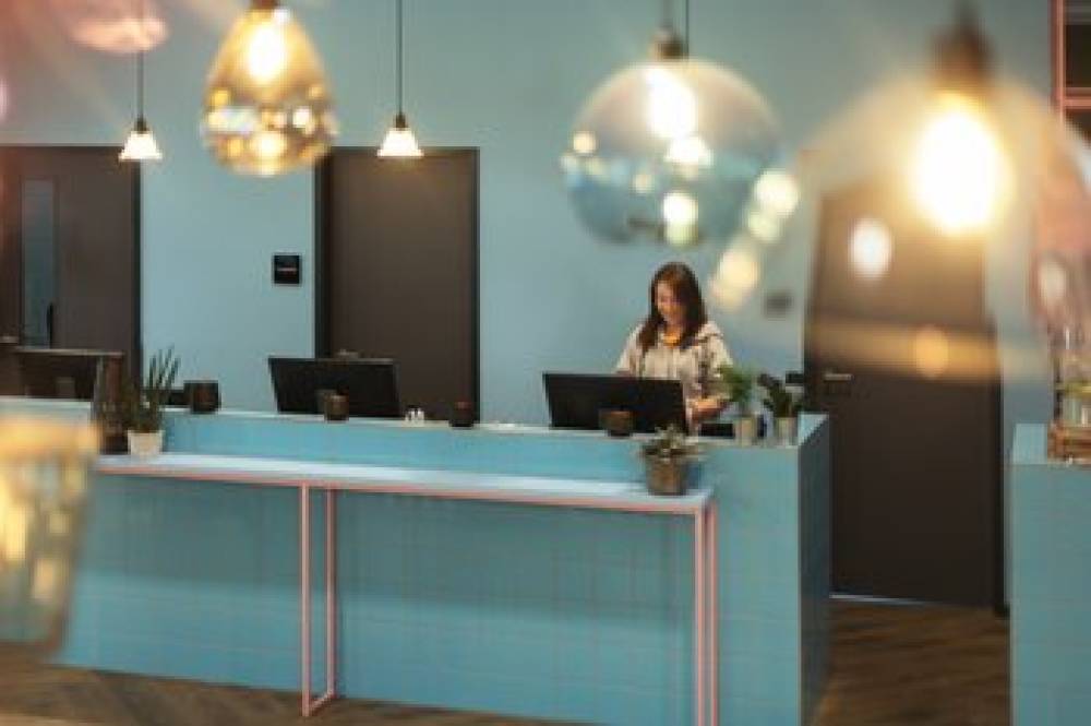 HOLIDAY INN THE NIU BELT FRANKFURT 5