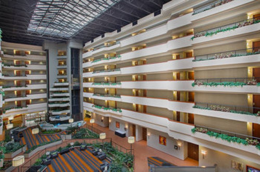 Holiday Inn UNIVERSITY PLAZA-BOWLING GREEN 4