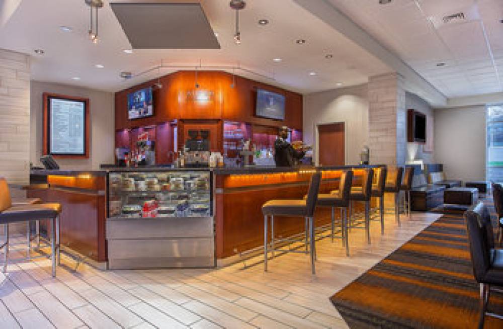 Holiday Inn UNIVERSITY PLAZA-BOWLING GREEN 7