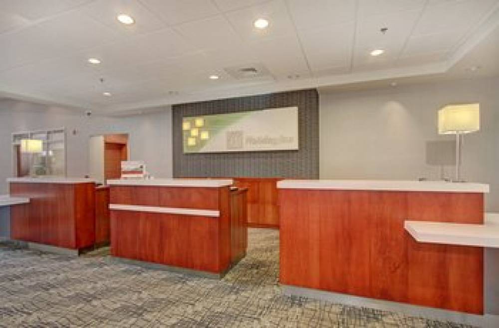 Holiday Inn UNIVERSITY PLAZA-BOWLING GREEN 8
