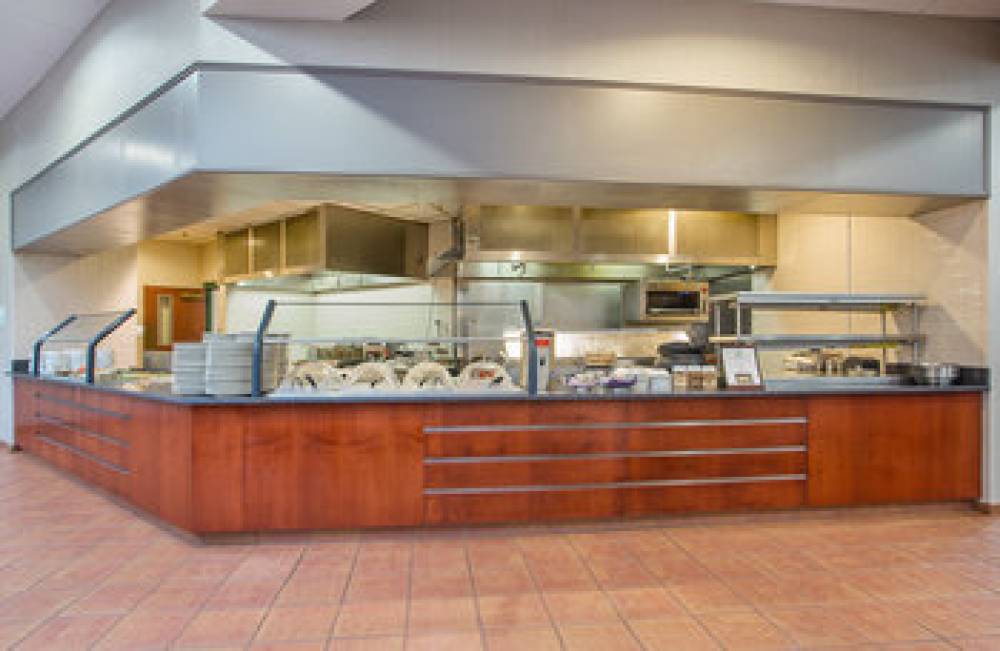 Holiday Inn UNIVERSITY PLAZA-BOWLING GREEN 5