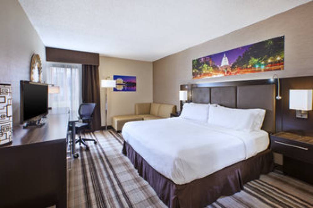HOLIDAY INN DULLES INTL AIRPOR 6
